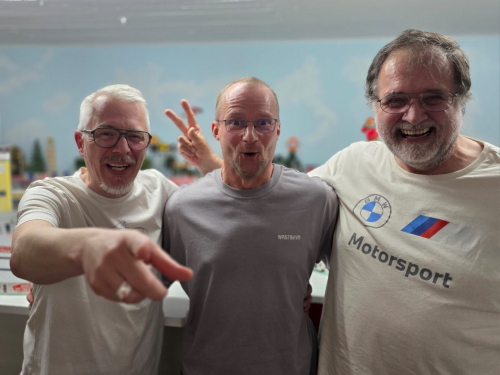 Patty fÀllt das Bild auf den Kopf Patty fÀllt das Bild auf den Kopf